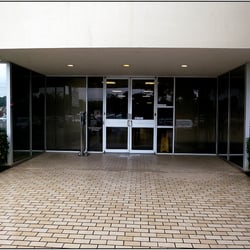 Dag's Deli - Outer entrance to building