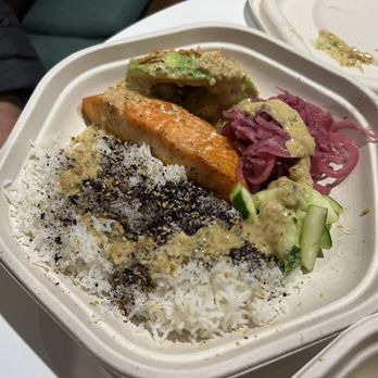 sweetgreen - Healthy Salads, Wraps, and Bowls - Salad Near Me - Tampa, Florida sweetgreen - Healthy Salads, Wraps, and Bowls - Salad Near Me - Tampa, Florida