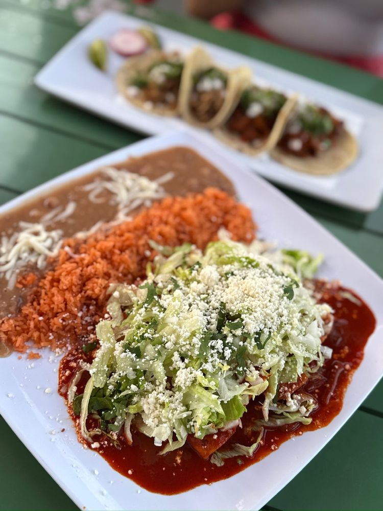 Food from Taqueria La Grande