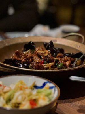 Mountain House Flushing 川山甲 by null