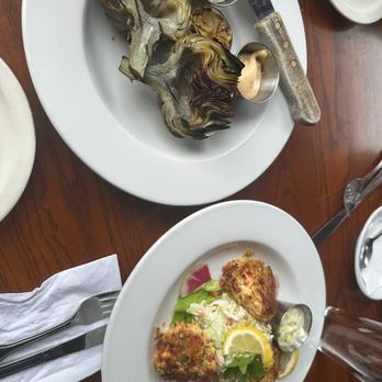 Moby Dick Restaurant - Fried artichoke and crab cakes! - American Near Me - Santa Barbara, California