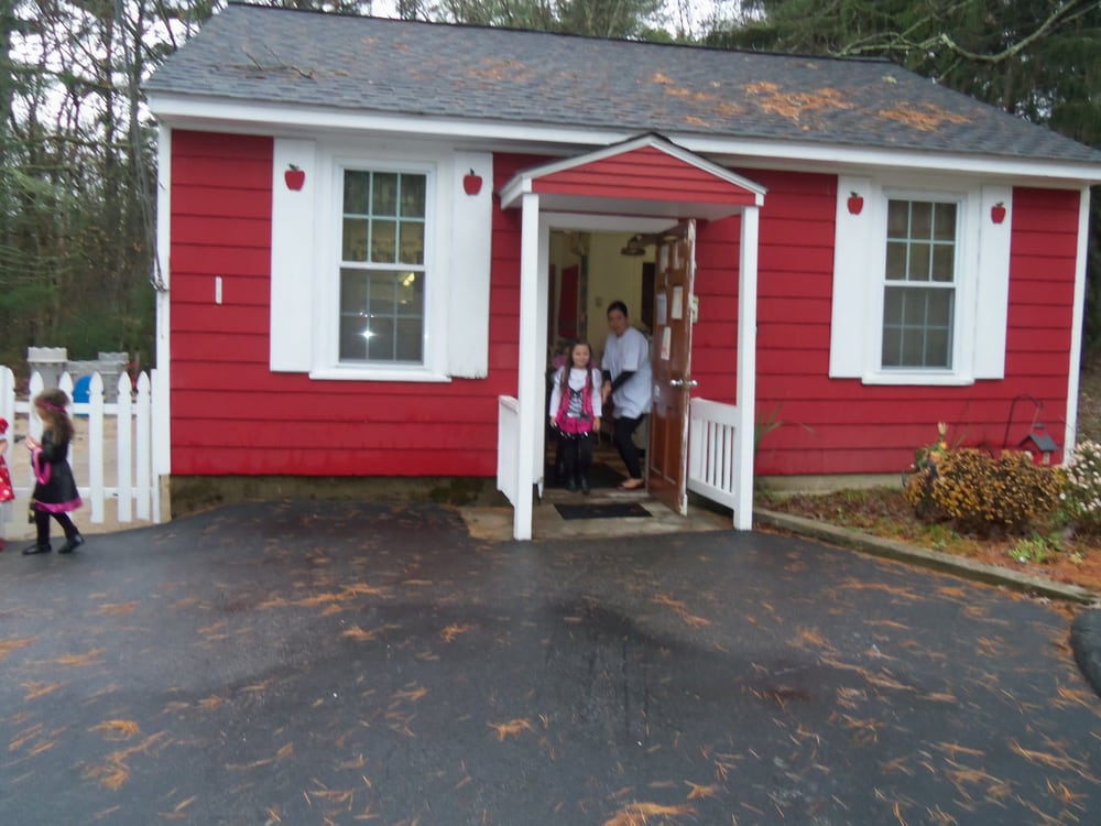 Greenwich Village Nursery & Kindergarten Ltd - childcare center in West Greenwich, RI