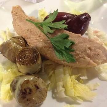 A Casa di Assunta - Tuna with artichokes and onions - Italian Near Me - Ponza, LT