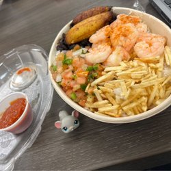 Mr Shrimp - Miami Bowl Slurp. Tasty snackaroo for lunch...I was still hungwee...