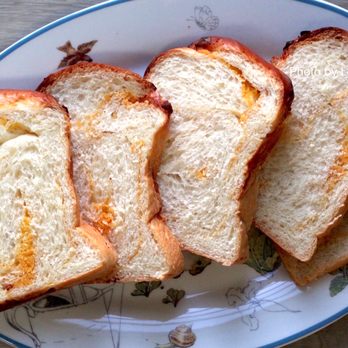 Moment - Small Egg Yolk Cream Toast 咸蛋黄吐司小 ($5) - Bakeries Near Me - Champaign, Illinois