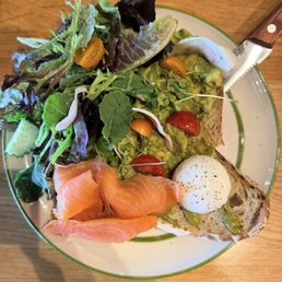 Smash Avocado Toast with smoked salmon Smash Avocado Toast with smoked salmon