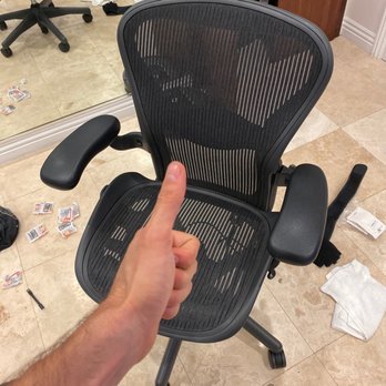 CORT Furniture Outlet - Office Equipment Near Me - Glendale, California