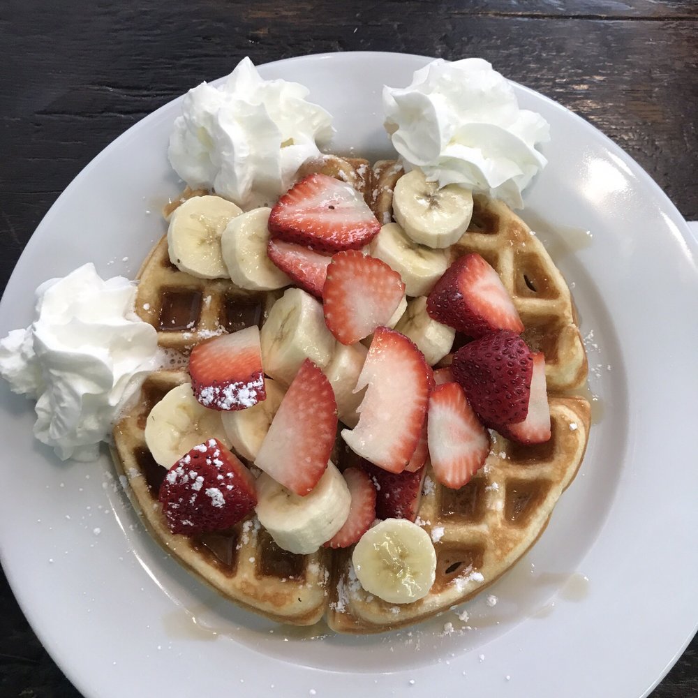 Buttermilk Waffle With Fruit Buttermilk Waffle With Fruit