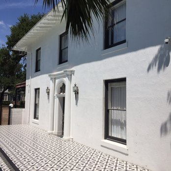 Jeanne Schultz Design Studio - New Telum Tile Patio - Interior Design Near Me - Austin, Texas