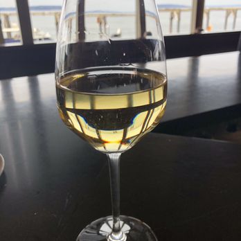 Anthony's HomePort Everett - Albariño, perfect pairing with fresh oysters. - Seafood Near Me - Everett, Washington