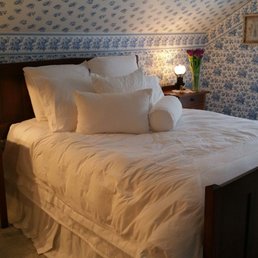 The bluebird room The bluebird room