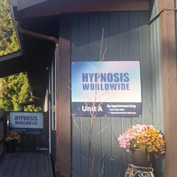 Hypnosis Worldwide - Front door to Hypnosis Worldwide - Hypnosis/Hypnotherapy Near Me - Nanaimo, British Columbia