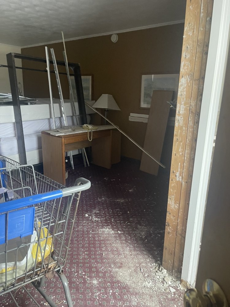 RED CARPET INN & SUITES Updated September 2024 11 Reviews 4554