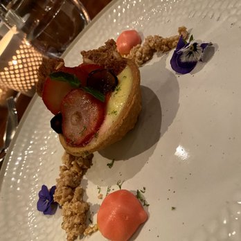 Olea - Berr-Natilla tartlet - Spanish Near Me - New Haven, Connecticut