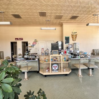 U Drop Inn - Landmarks & Historical Buildings Near Me - Shamrock, Texas