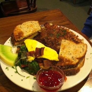 Green Springs Inn - Agate Flats Omelette - Hotels Near Me - Ashland, Oregon