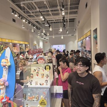 Pop Mart - Toy Stores Near Me - Honolulu, Hawaii Pop Mart - Toy Stores Near Me - Honolulu, Hawaii