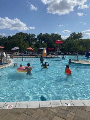 The Texas Pool by null