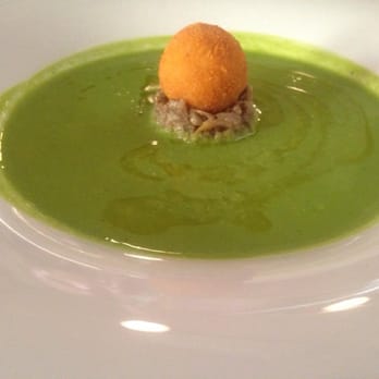 La Finestra in Cucina - Green pea soup with mushrooms - Steakhouses Near Me - Prague, Puerto Rico