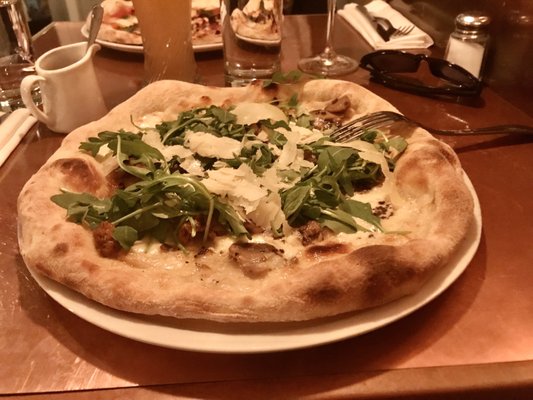Stella Pizzeria by null