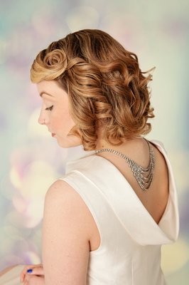 Women's HairCuts - Conveniently located on Lake Ave in Wilmette, we are your local hair and beauty salon. Since 2009, we have been providing trendy hair cuts and styling, hair color, conditioning treatments, blowouts, and event hair.