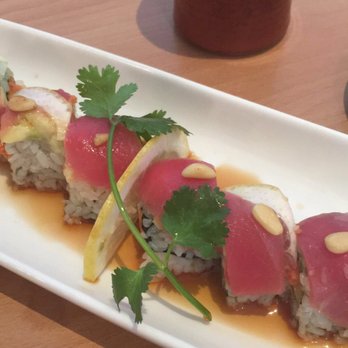 Kushiyu - My all time favorite Lemon Roll! - Sushi Bars Near Me - Tarzana, California