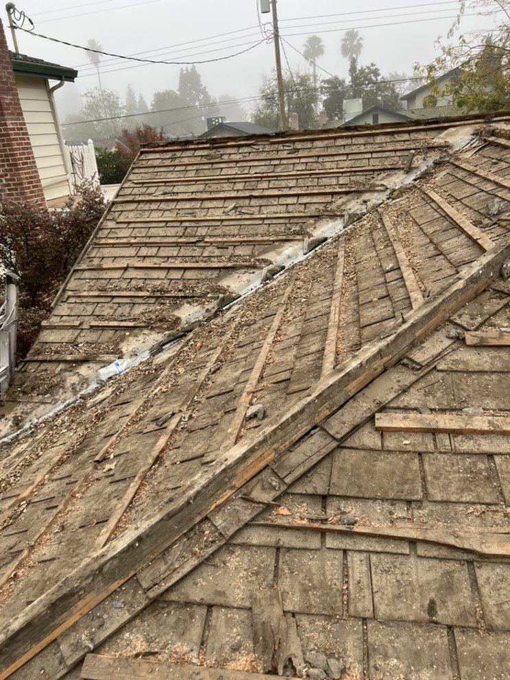 Slide of HDZ roofing services