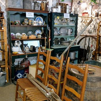 Mossy Oaks Antique Mall - Antiques Near Me - Belleview, Florida Mossy Oaks Antique Mall - Antiques Near Me - Belleview, Florida
