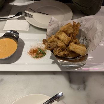 Deville Dinerbar - Calamari with paprika - Diners Near Me - Montreal, Quebec Deville Dinerbar - Calamari with paprika - Diners Near Me - Montreal, Quebec