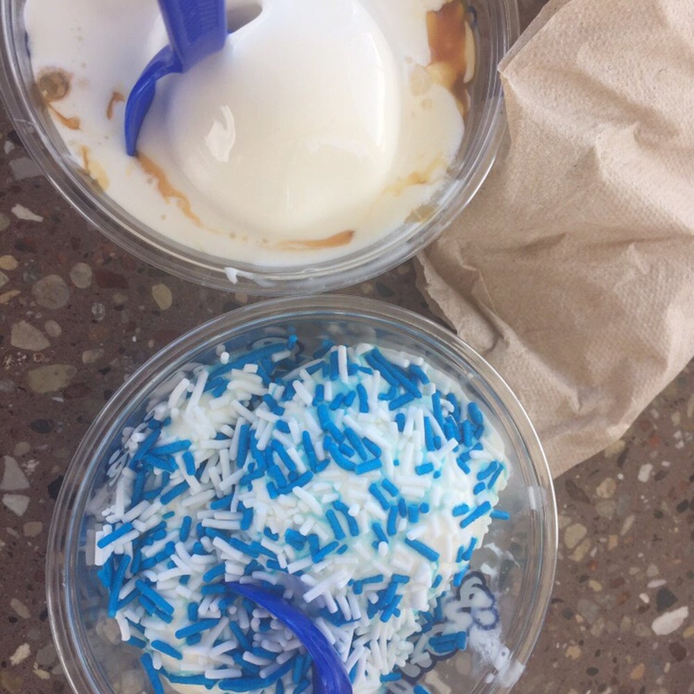 Culver's - Vanilla custard with blue and white sprinkles. Vanilla with salted caramel. Creamy and delicious - Ice Cream & Frozen Yogurt Near Me - Destin, Florida Culver's - Vanilla custard with blue and white sprinkles. Vanilla with salted caramel. Creamy and delicious - Ice Cream & Frozen Yogurt Near Me - Destin, Florida