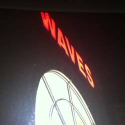 Waves Surf & Sport