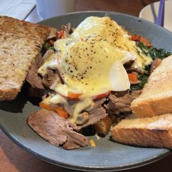 White Spot Tsawwassen - Cheesesteak hash