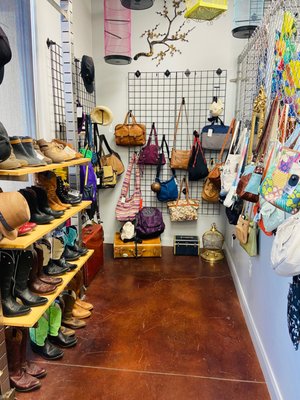 Coyote Exchange by null