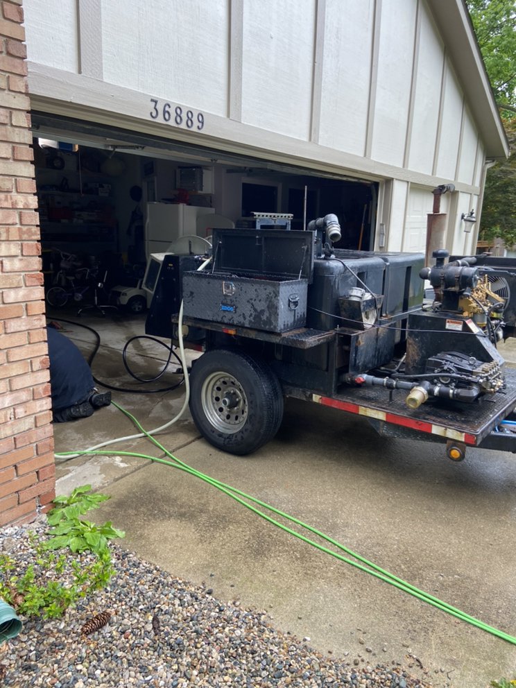 Slide of Plumbing Depot