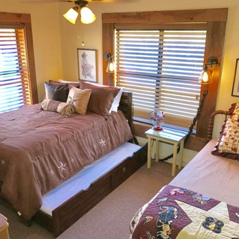 Circle H Ranch and Lodge - Full Trundle with Twin Upstairs - Guest Houses Near Me - Leakey, Texas Circle H Ranch and Lodge - Full Trundle with Twin Upstairs - Guest Houses Near Me - Leakey, Texas