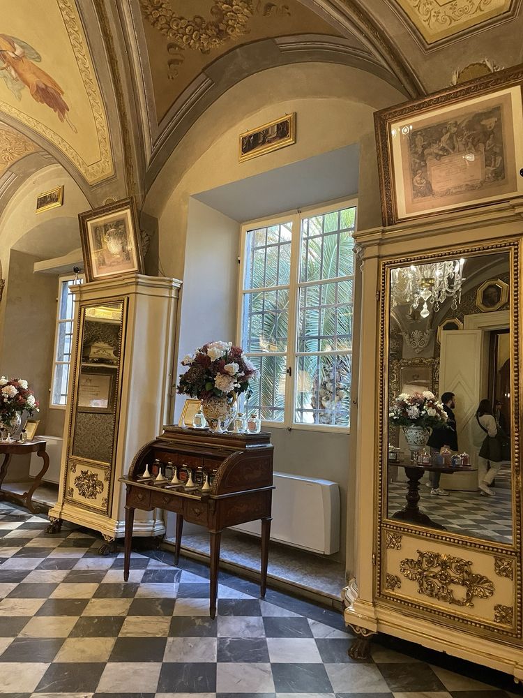 Officina Profumo-Farmaceutica di Santa Maria Novella