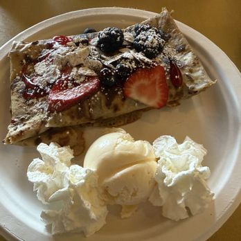 Blossom Bee - mixed berries crepe - Creperies Near Me - Dublin, California