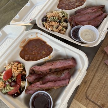 B Lee’s BBQ - TriTip, pasta salad and baked beans combo - Food Trucks Near Me