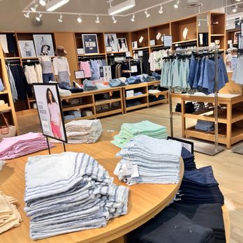 J.Crew Factory - Accessories Near Me - Leeds, Alabama J.Crew Factory - Accessories Near Me - Leeds, Alabama