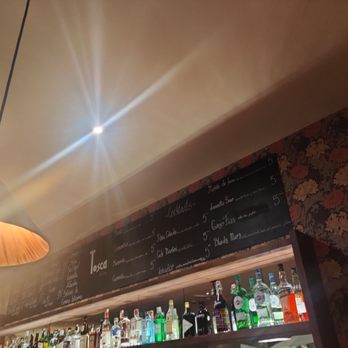 Tosca Del Carme - Drinks menu and bar area - Tapas/Small Plates Near Me - Barcelona, B Tosca Del Carme - Drinks menu and bar area - Tapas/Small Plates Near Me - Barcelona, B