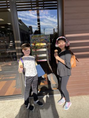 Dragon's Lair Comics & Fantasy