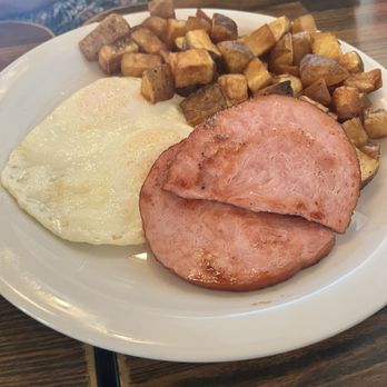 Ramblehorn Cafe - Breakfast & Brunch Near Me - Pine Grove, California Ramblehorn Cafe - Breakfast & Brunch Near Me - Pine Grove, California