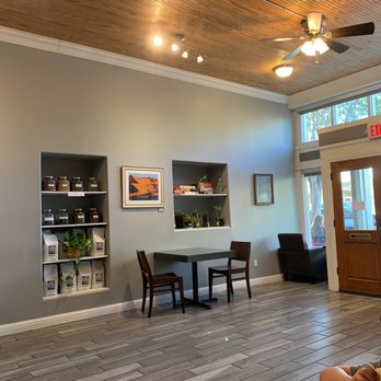 Lamppost Coffee - Coffee & Tea Near Me - Georgetown, Texas