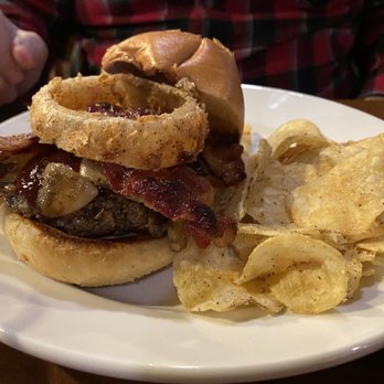 The Howling Rooster - BBQ burger w/sautéed mushrooms and Gouda - Breakfast & Brunch Near Me - Buffalo, New York The Howling Rooster - BBQ burger w/sautéed mushrooms and Gouda - Breakfast & Brunch Near Me - Buffalo, New York