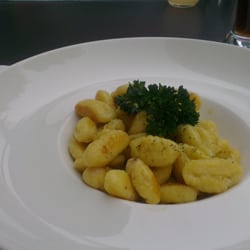 Hotel Seegarten - Gnocchis mit kerbelschaum-sauce (ausserhalb vom bild)
