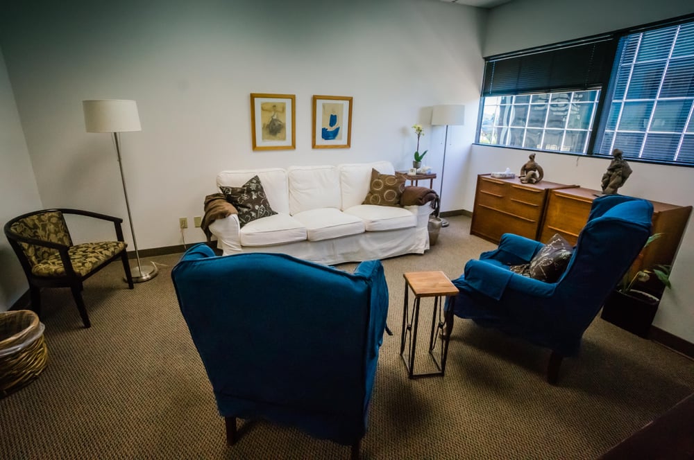 Women's Clinic - grief counselor in Los Angeles, CA