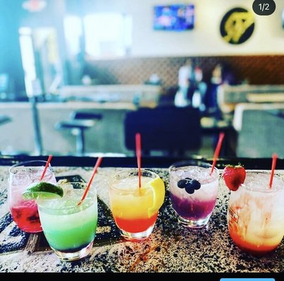 Good Vibes Lounge by null