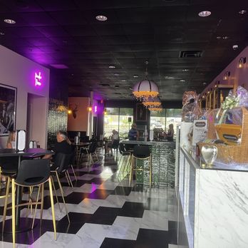 Champagne & Chocolate - Chocolatiers & Shops Near Me - Reno, Nevada