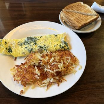 Tom’s Place Restaurant - Spinach and mushrooms omelette w hashbrowns and toast - American Near Me - High Point, North Carolina