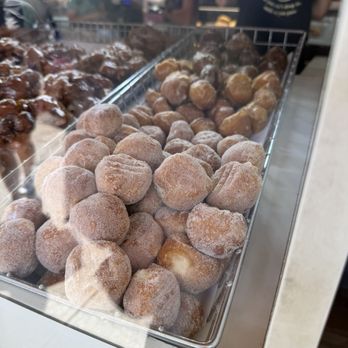 Peter Pan Donut & Pastry Shop - Bakeries Near Me - Brooklyn, New York Peter Pan Donut & Pastry Shop - Bakeries Near Me - Brooklyn, New York